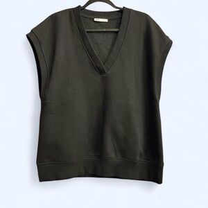 Zara Black V-Neck Sleeveless Sweatshirt Vest. Perfect for Layering. SZ Large
